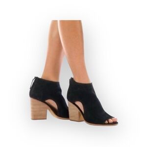 Vince Camuto Bevina Perforated Leather Cut Out Peep Toe Black Booties